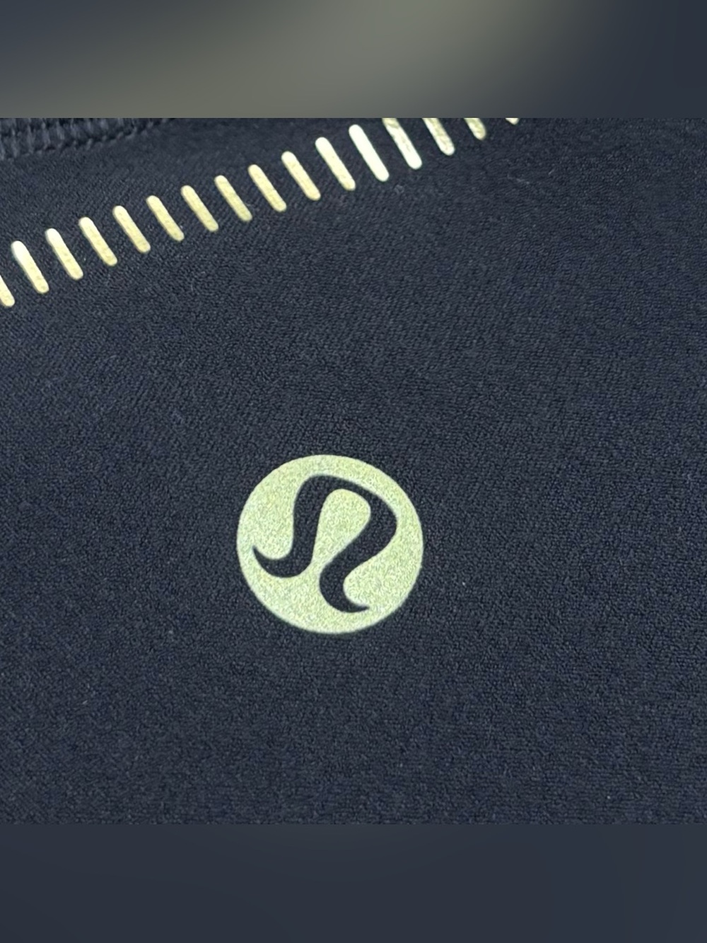 Lululemon Align Tank Top *Gold In Black Size 6 - Picture 3 of 6